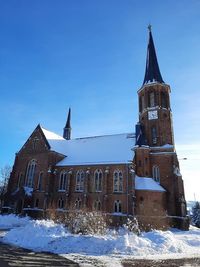 Kirche MD Schnee2